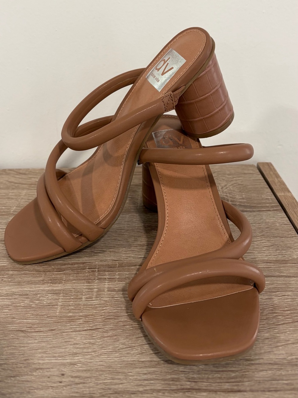 DV by Dolce Vita Brown Strappy Croc-Textured Block Heel Sandals